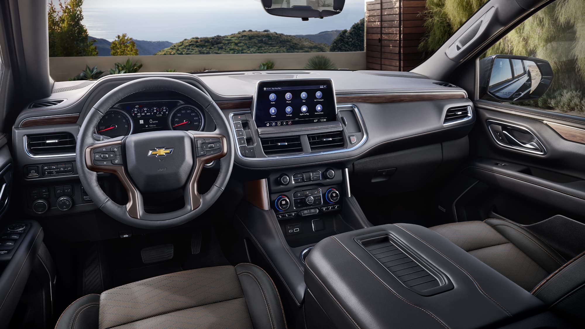 Chevrolet Suburban interior