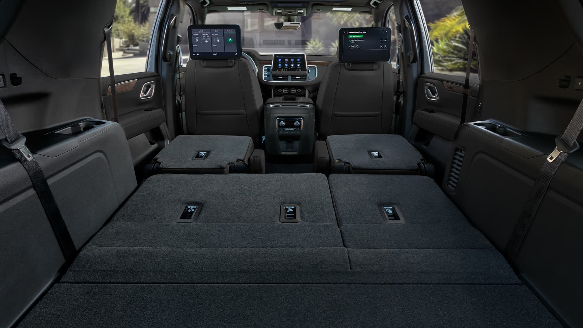 Chevrolet Suburban interior feature