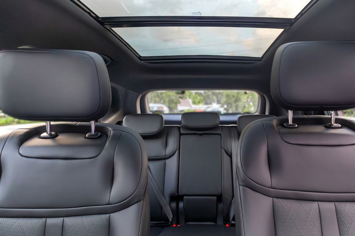 chevrolet captiva interiors 