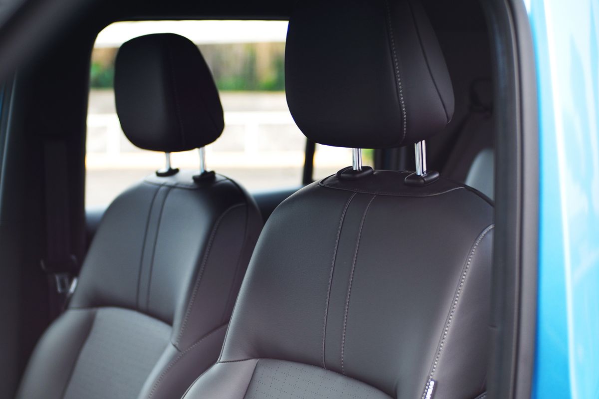 Chevrolet Spark EUV front seats with black leather upholstery